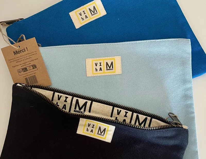 gifts- trousses fairtrade- beauté- hindbag- développement goodies- personnalisé